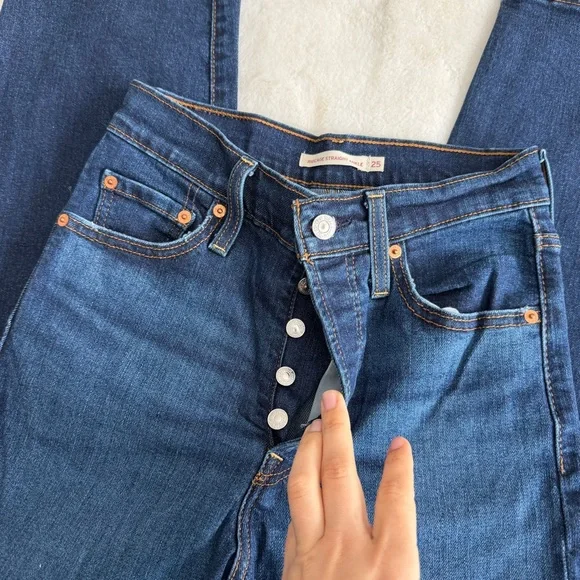 Levi’s Ribcage Straight Ankle Jeans Size 25 Dark Wash - Picture 6 of 8